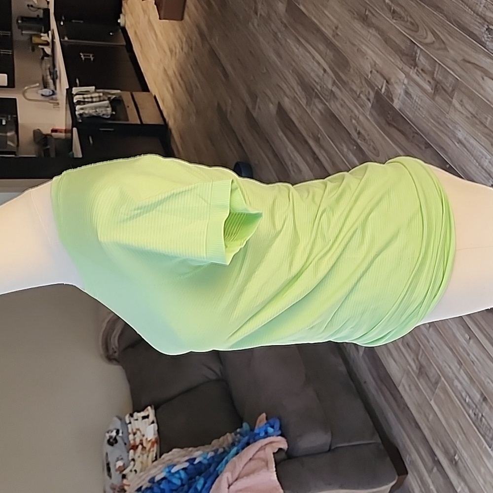 Lululemon Swiftly Tech Tee - image 5